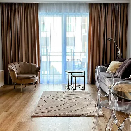 No9 Double Rest Apartment